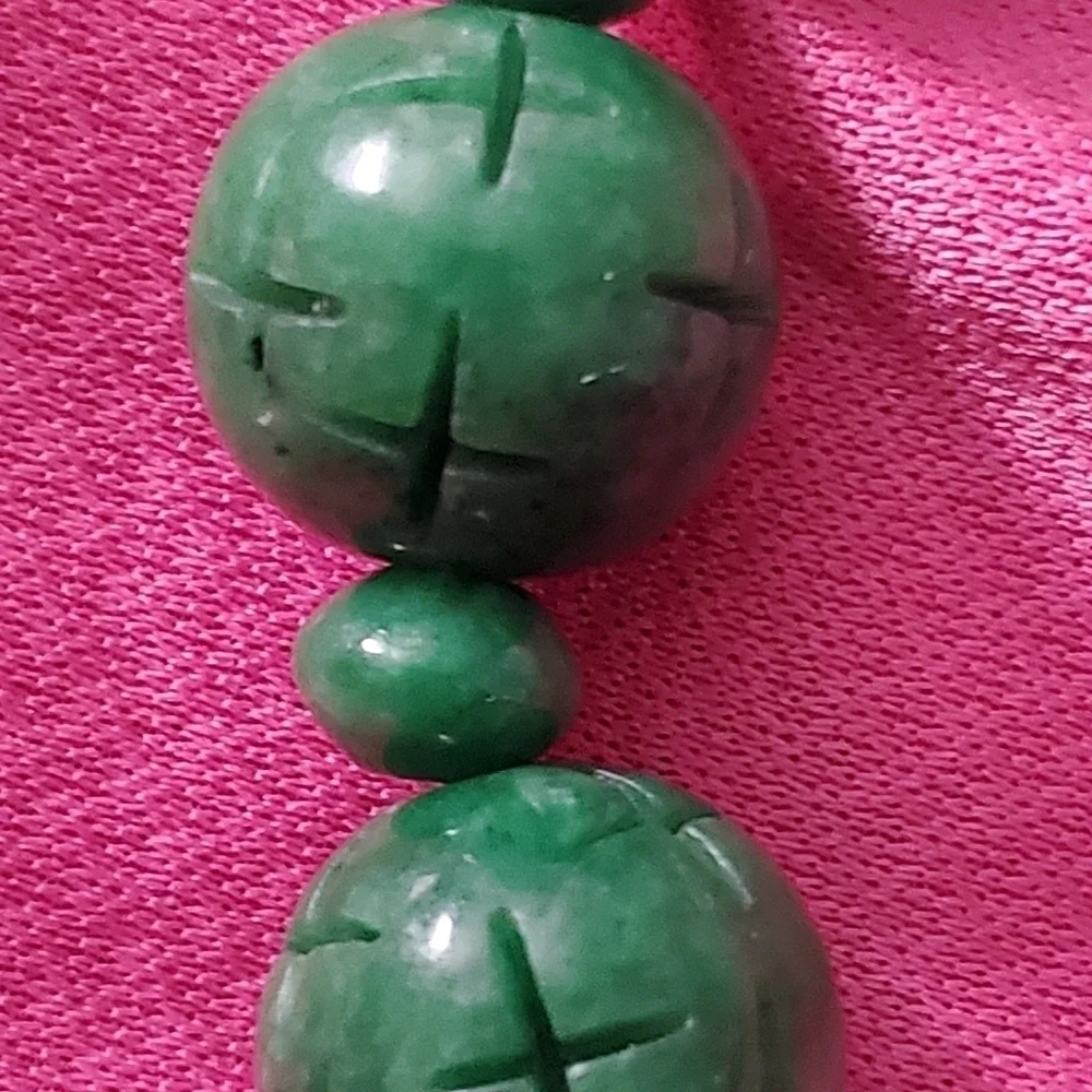 Burmese Jadeite Jade Bead Stretch Bracelet